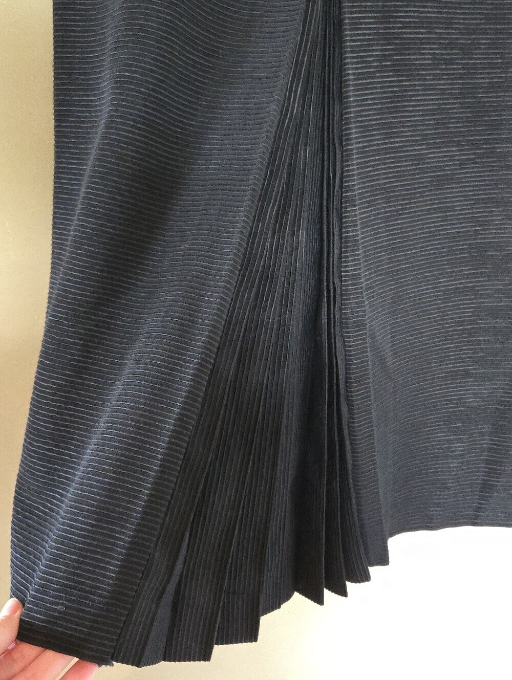 Vintage! Simon Chang | Matching Set, Tailored Vest & Pleated Midi Skirt, Size 8 - Picture 7 of 15